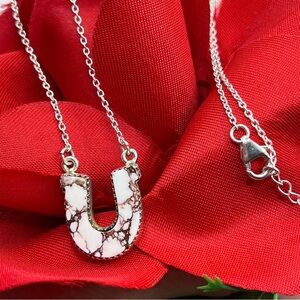 Stamped .925 Silver Native American Horseshoe Luck Pendent With Wild Horse Stone